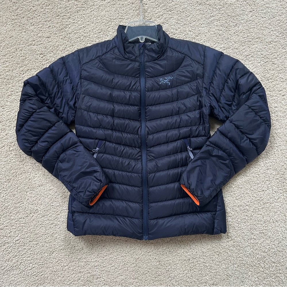 Arcteryx Women's Cerium LT Jacket Navy Sz. M